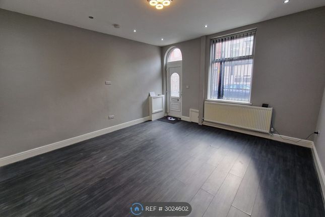 Chapel Road, Oldham photo 5