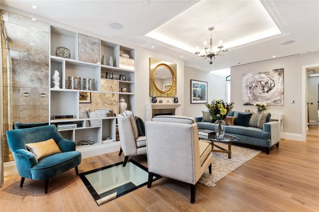Thumbnail Terraced house for sale in Donne Place, Chelsea