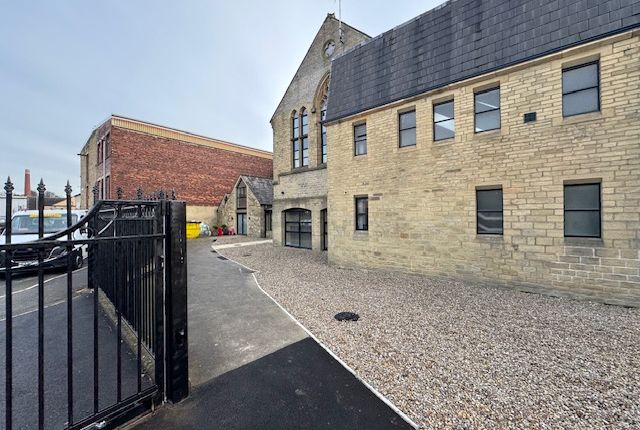 Apart 17 Windhill Manor, 15 Leeds Road Shipley photo 3