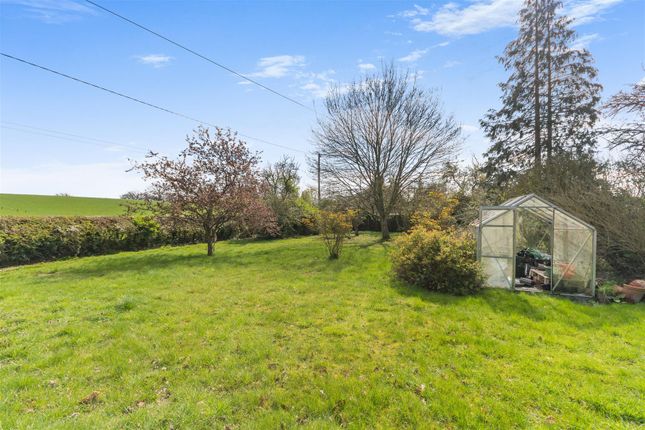 Oak Tree Villa, Gloucester Road, Newent photo 2
