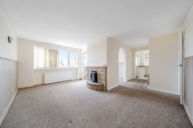 1, Guthram Court Cranwell Village, Sleaford photo 2