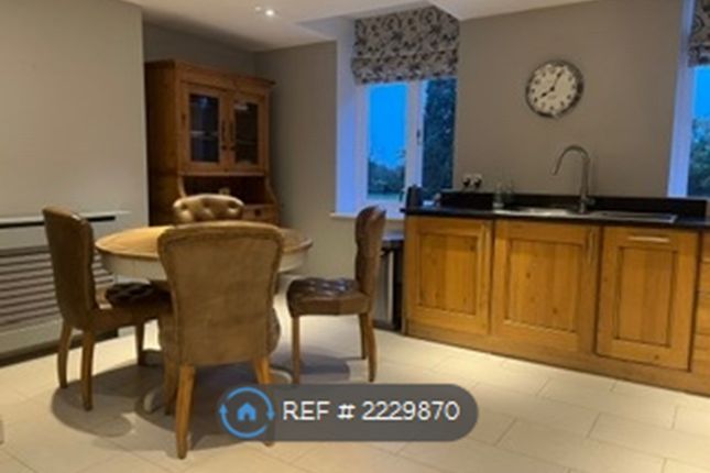 Astwick Manor Coopers Green Lane, Hatfield photo 4