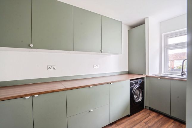 174a, Southbourne Gardens, Ruislip photo 3