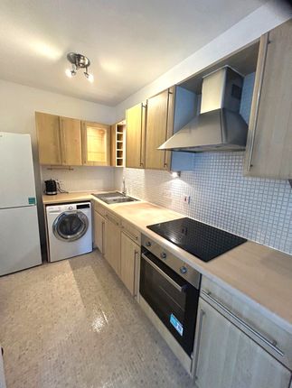 10, The School House, School St, Bromley Cross, Bolton, Lancs photo 5