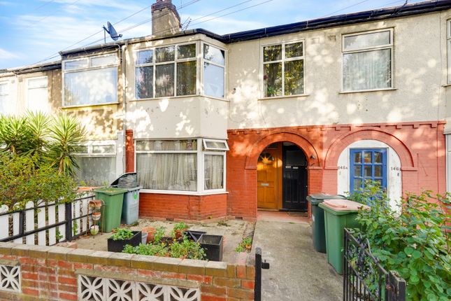 One Bedroom Flat, London E12