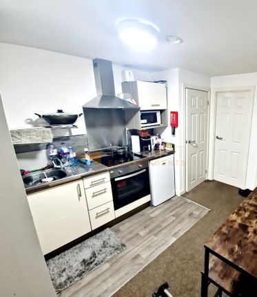 Flat 506, Nottingham photo 4