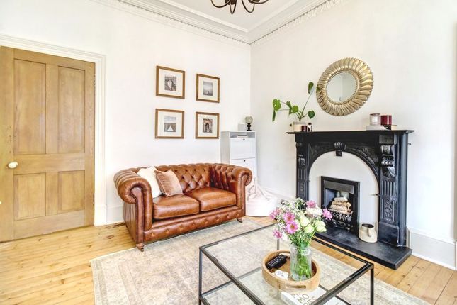 Flat 5, 37, Bonhill Road, Dumbarton photo 4