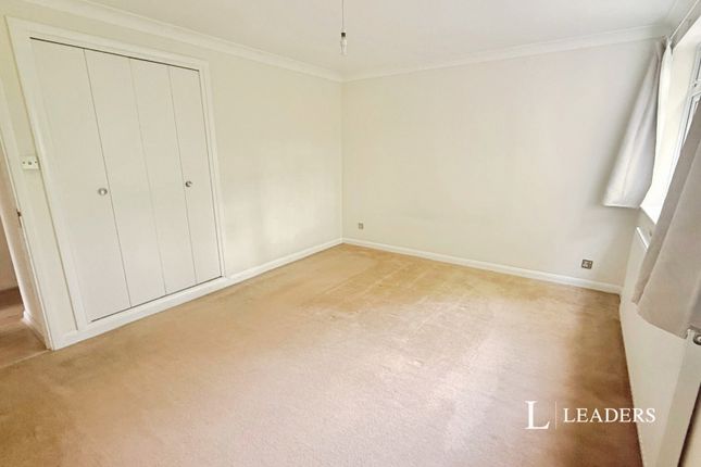 4 Woodside, Ashley Road, Surrey photo 4