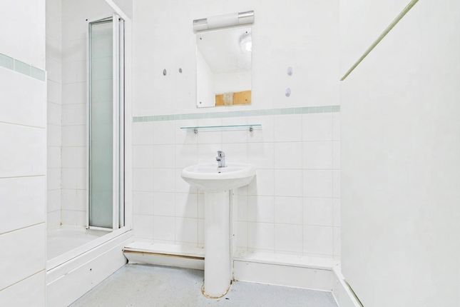 26, 60 Portland House, The Kingsway, Swansea photo 5