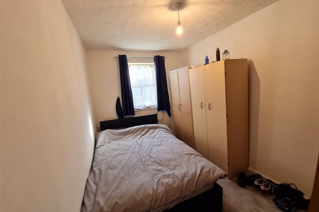 29,, Midland Terrace, London photo 5