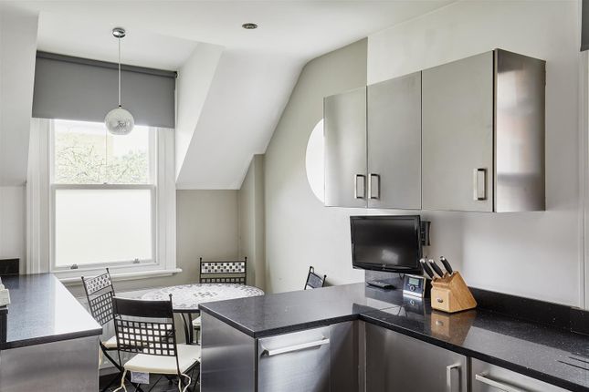 3b, Geraldine Road, Chiswick photo 4