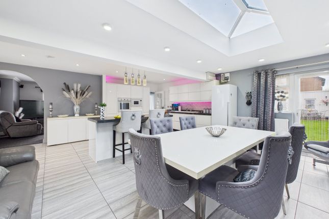 2, Beechwood Avenue, Weston-Super-Mare photo 4