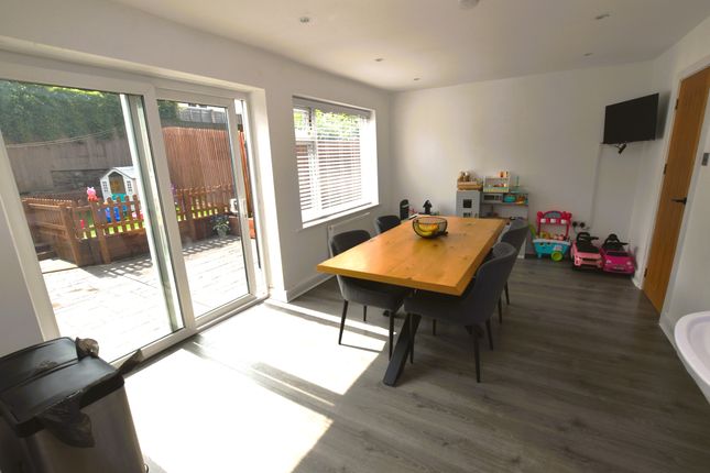 53, Elm Drive, Market Drayton photo 4