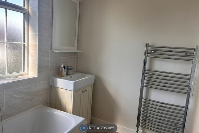 Springhill Road, Saffron Walden photo 5