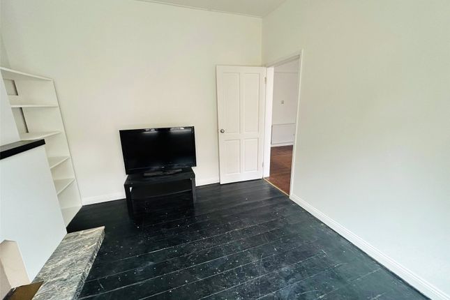 8, Sylvia Terrace, Stanley photo 4