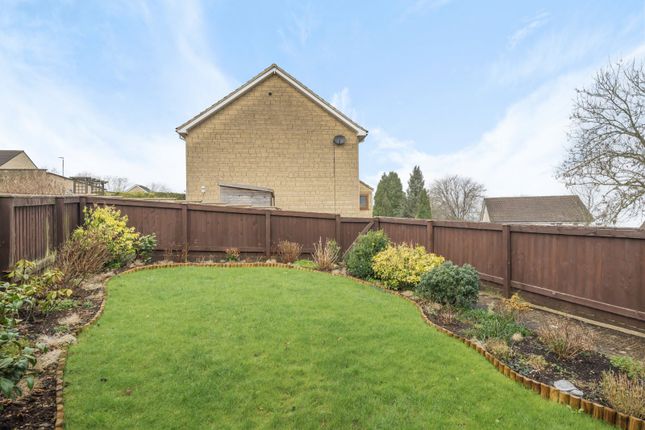 12, Hawthorn Ridge, Stroud photo 3