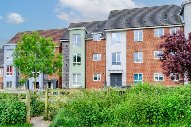 Thumbnail Flat for sale in Thorn Court, Arlingham Avenue, Bromsgrove