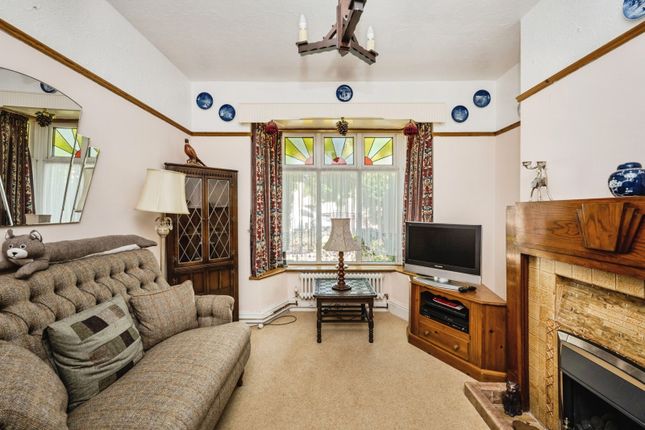 290, Peniel Green Road, Swansea photo 4