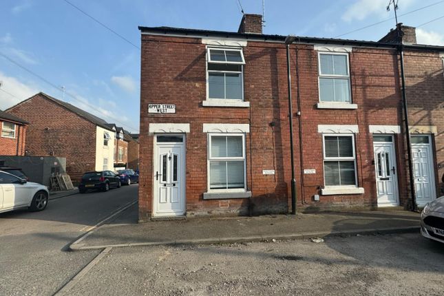 End terrace house to rent in Hipper Street West, Brampton, Chesterfield