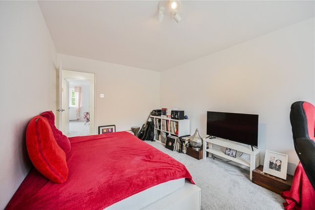 Flat 4, 293, St Anns Road, London photo 4