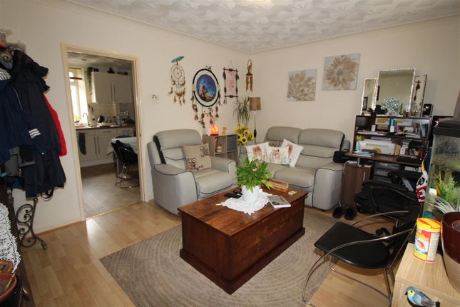 121, Vale Terrace, Tredegar photo 3