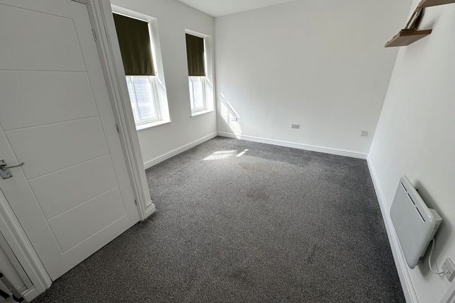 19 Villiers Street, Willenhall photo 4