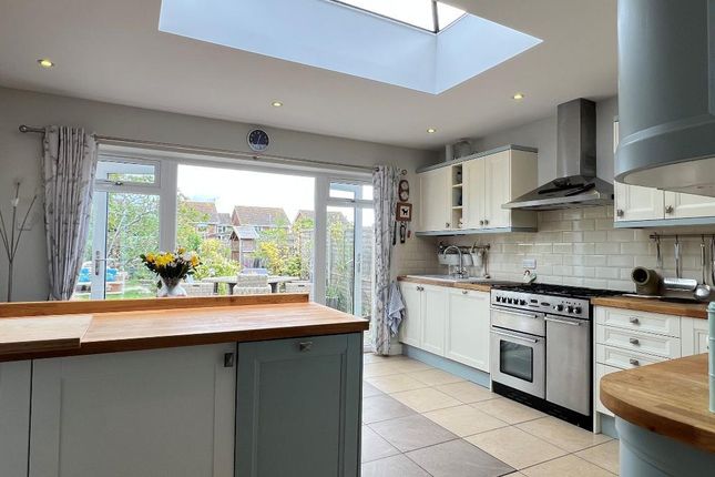 29, Laines Road, Steyning photo 3