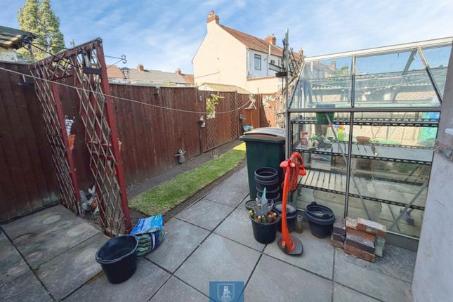 30, Evenlode Crescent, Coventry photo 4