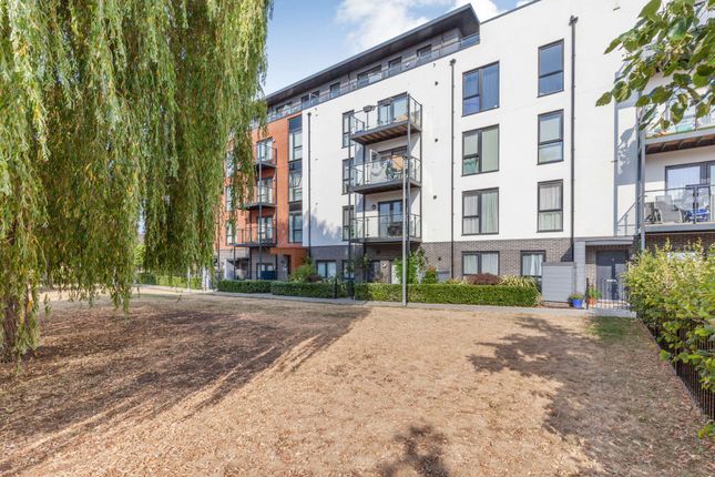 Flat for sale in Bell Flower Lodge, Romford, Essex