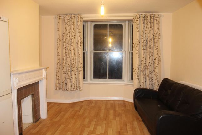 Thumbnail End terrace house to rent in Queens Place, Brighton