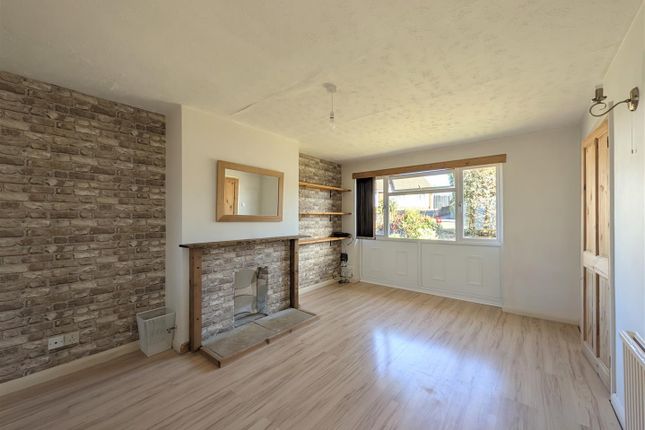 36, Thoresby Avenue, Gloucester photo 2