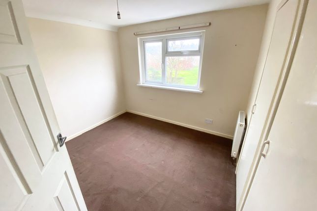 162, Bridgend photo 4