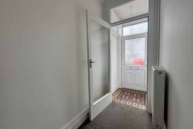 16, Tirydail Lane, Ammanford photo 3
