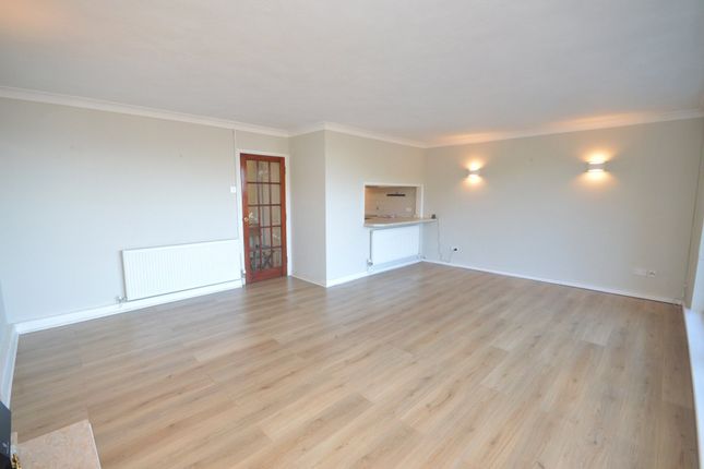 38 Dunmore Court,, Dunmore Drive, Teignmouth photo 3
