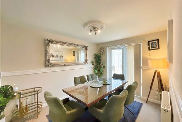 44, Ryan Drive, Sheffield photo 4