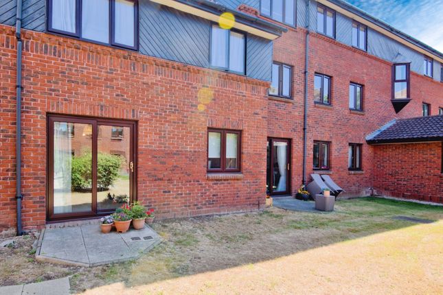 14 Kingswell, 65, Imperial Avenue, Essex photo 3