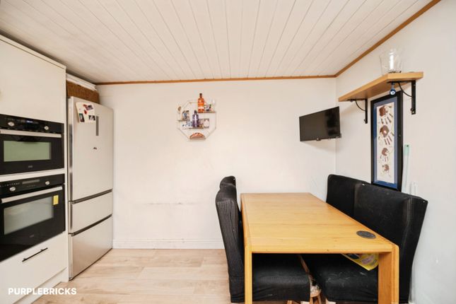 4, Oldbury Street, Wednesbury photo 4