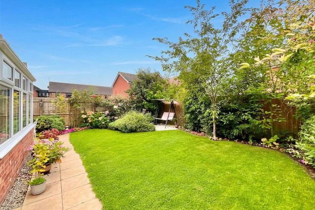 6 McKelvey Way, Crewe photo 4