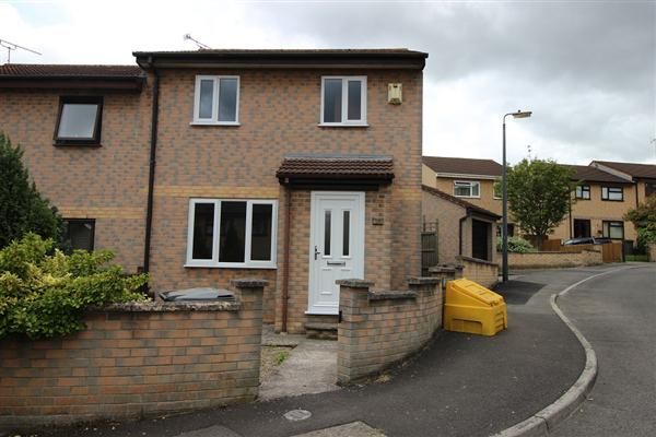 End terrace house to rent in Lintham Drive, Kingswood, Bristol