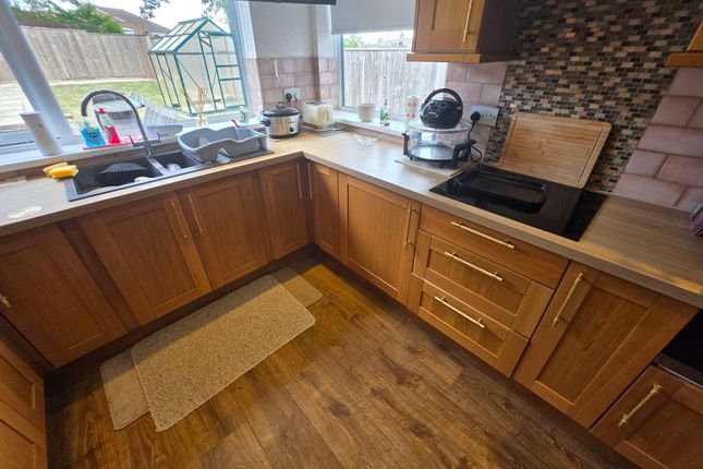 36, Sevenoaks Drive, Sunderland photo 3