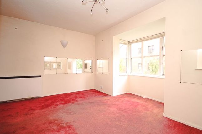 Flat for sale in Conifer Way, Wembley