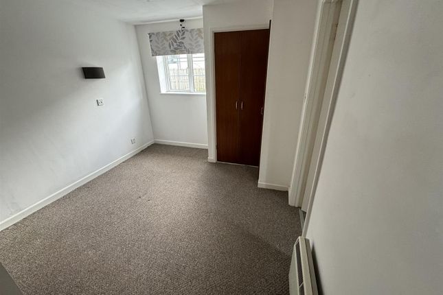 Flat to rent in St. Pirans Road, Perranporth