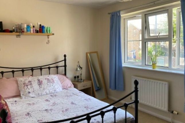 Thumbnail Room to rent in Dante Road, Elephant &amp; Castle SE11, (Zone 1) Central London,