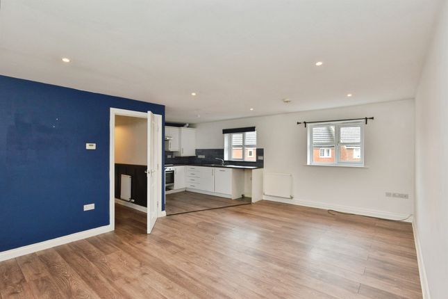 42, King Stephen Meadows, Milton Keynes photo 4