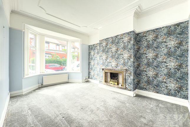 7 Buckingham Avenue, Prenton photo 2