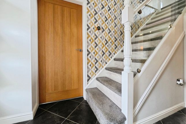 4, Ernest Egerton Close, Tunstall photo 3