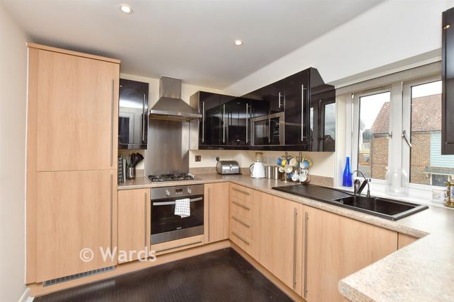 2, Bewick Walk, Iwade photo 3