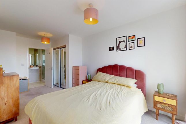 2 Bedroom For Sale At Mahindra Way, Beckton, E6 By