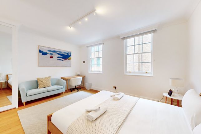 Terraced house to rent in St. Michaels Street, London