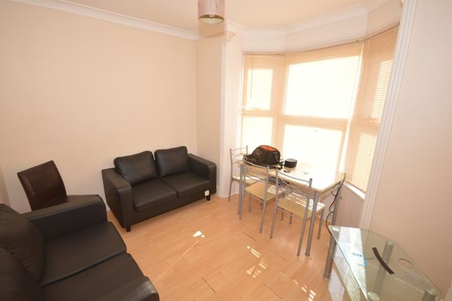 Thumbnail Terraced house to rent in |Ref: R152825|, Woodside Road, Southampton